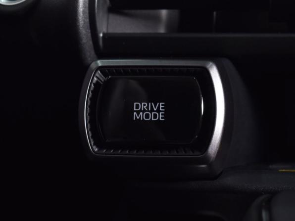 Toyota RAV4 VI (XA60) с пробегом 2026 года, цена 3 849 995 рублей, 31 км, внедорожник, Автокод Объявления