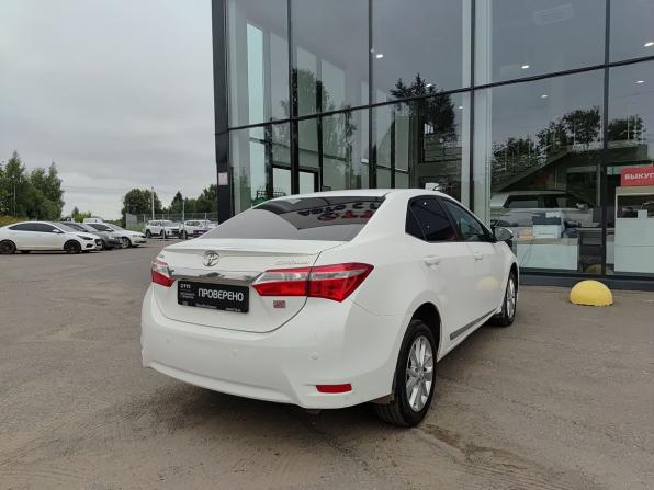 Toyota Corolla XI (E160 E170 E180) с пробегом 2013 года, цена 1 009 000 рублей, 193000 км, седан, Автокод Объявления