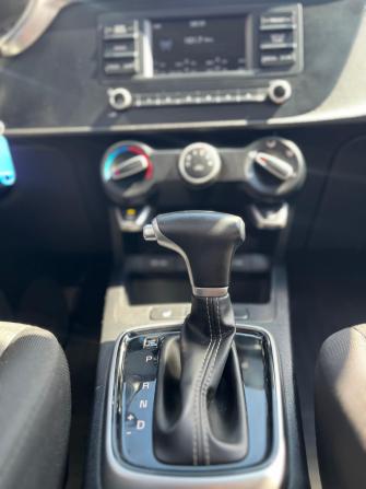 Kia Rio IV Рестайлинг с пробегом 2021 года, цена 1 750 000 рублей, 68857 км, хэтчбек, Автокод Объявления