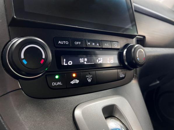 Honda CR-V III Рестайлинг с пробегом 2011 года, цена 1 595 000 рублей, 194343 км, внедорожник, Автокод Объявления