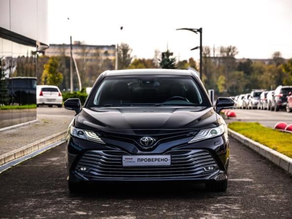 Toyota Camry VIII (XV70) с пробегом 2019 года, цена 2 649 000 рублей, 131089 км, седан, Автокод Объявления