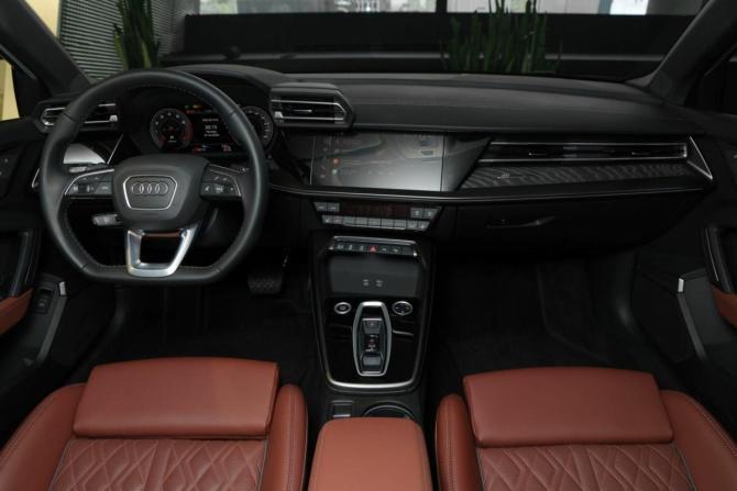 Новый Audi A3 IV (8Y) Рестайлинг 2025 года, цена 4 927 400 рублей, хэтчбек, Автокод Объявления