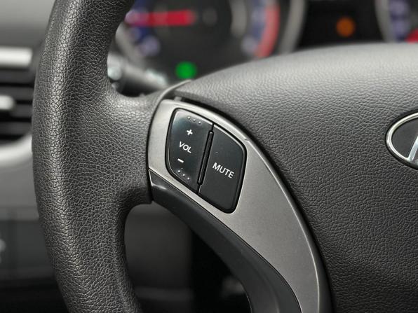 Hyundai Elantra V (MD) Рестайлинг с пробегом 2014 года, цена 1 329 000 рублей, 95164 км, седан, Автокод Объявления