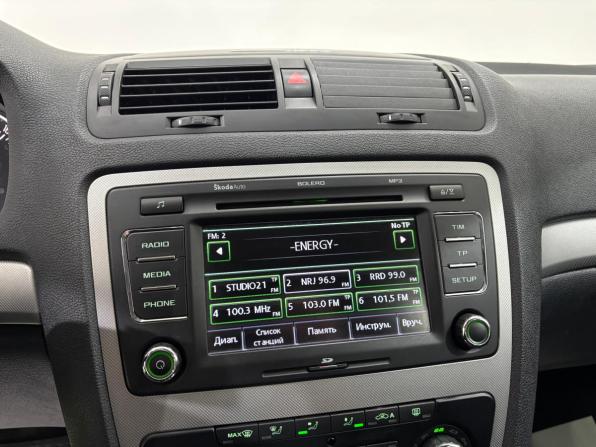Skoda Octavia II (A5) Рестайлинг с пробегом 2012 года, цена 890 000 рублей, 182142 км, лифтбек, Автокод Объявления