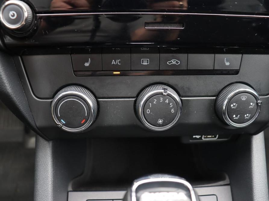 Skoda Octavia III (A7) Рестайлинг Москва  - изображение 17