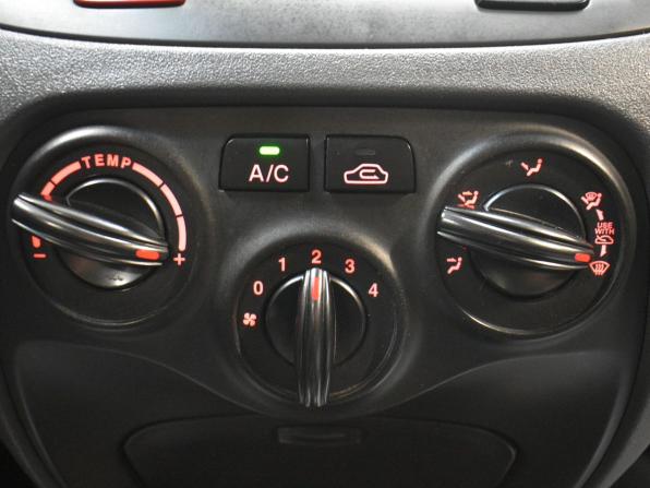 Kia Rio II Рестайлинг с пробегом 2011 года, цена 549 000 рублей, 124000 км, хэтчбек, Автокод Объявления