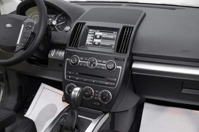 Land Rover Freelander II Рестайлинг 2 с пробегом 2014 года, цена 1 329 000 рублей, 122000 км, внедорожник, Автокод Объявления