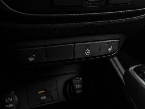 Hyundai Solaris II Рестайлинг с пробегом 2020 года, цена 1 719 000 рублей, 39210 км, седан, Автокод Объявления