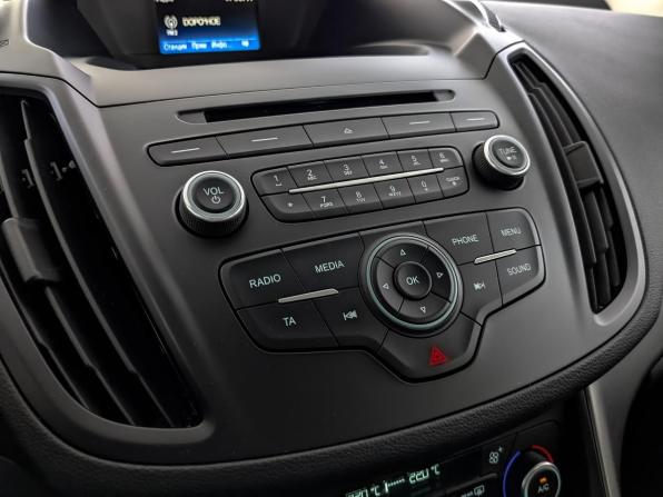 Ford Kuga II Рестайлинг с пробегом 2017 года, цена 1 695 000 рублей, 126876 км, внедорожник, Автокод Объявления