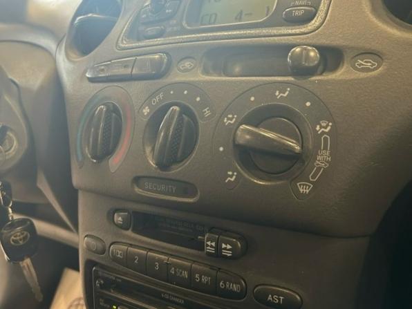 Toyota Yaris I с пробегом 2000 года, цена 299 000 рублей, 218807 км, хэтчбек, Автокод Объявления