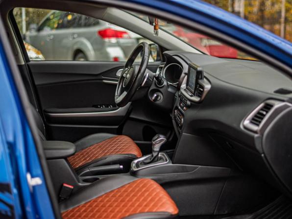 Kia Ceed III с пробегом 2019 года, цена 1 480 000 рублей, 140139 км, универсал, Автокод Объявления