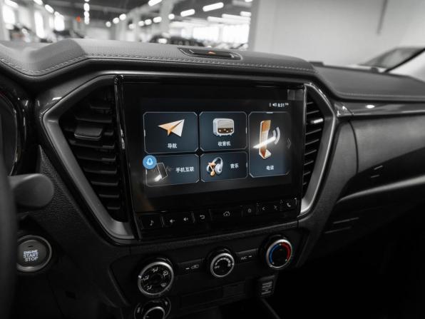 Isuzu D-Max III с пробегом 2025 года, цена 5 050 000 рублей, 50 км, пикап, Автокод Объявления