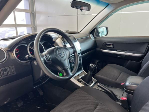 Suzuki Grand Vitara II Рестайлинг с пробегом 2008 года, цена 849 000 рублей, 237924 км, внедорожник, Автокод Объявления