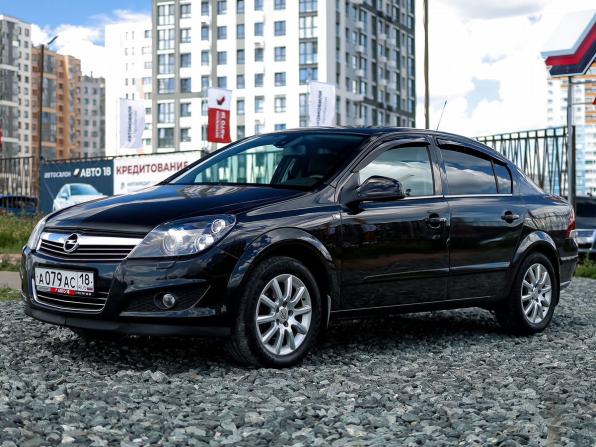 Opel Astra H Рестайлинг с пробегом 2013 года, цена 659 000 рублей, 253000 км, седан, Автокод Объявления