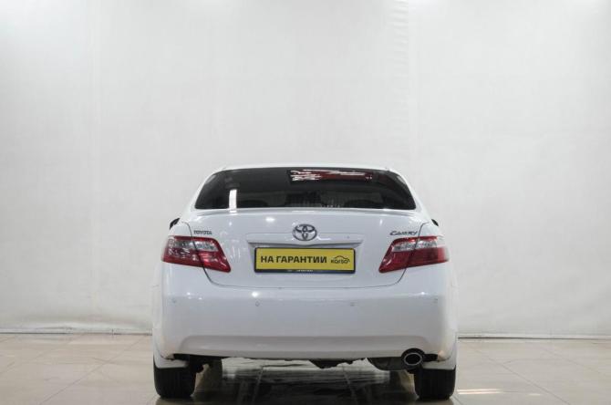 Toyota Camry VI (XV40) Рестайлинг с пробегом 2011 года, цена 1 099 000 рублей, 270000 км, седан, Автокод Объявления