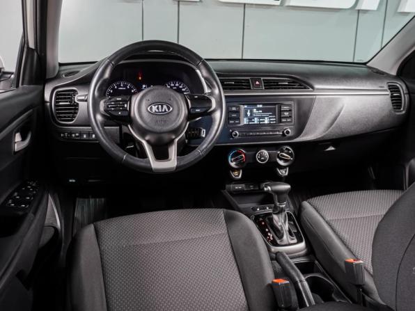 Kia Rio IV Рестайлинг с пробегом 2021 года, цена 1 499 000 рублей, 68099 км, седан, Автокод Объявления
