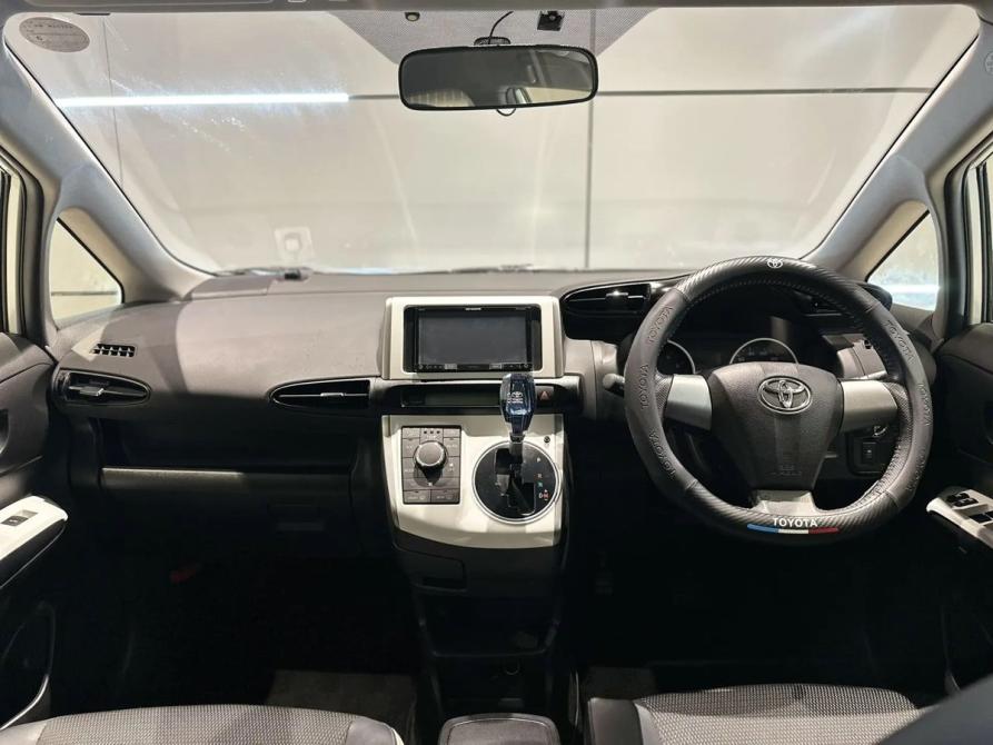 Toyota Wish II Рестайлинг Новосибирск  - изображение 15