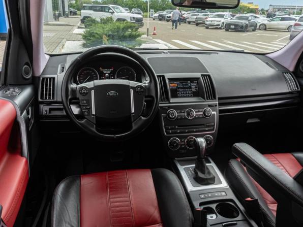 Land Rover Freelander II Рестайлинг 2 с пробегом 2013 года, цена 1 710 000 рублей, 164905 км, внедорожник, Автокод Объявления