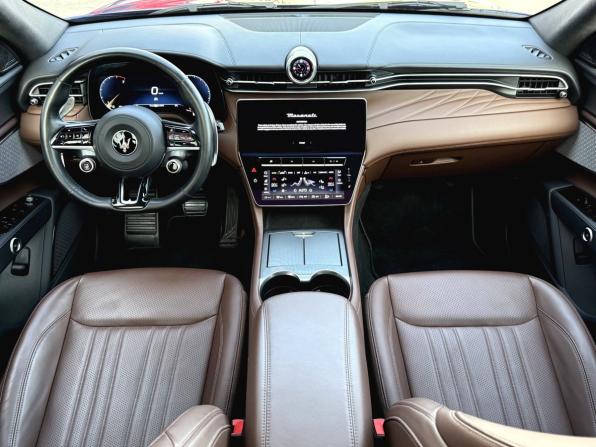 Maserati Grecale с пробегом 2023 года, цена 9 420 000 рублей, 25555 км, внедорожник, Автокод Объявления