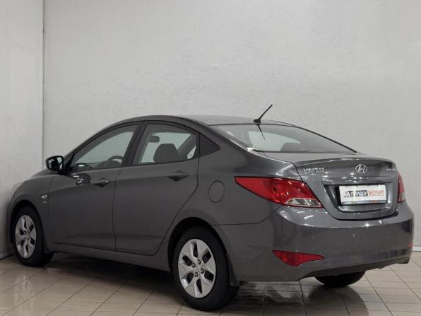 Hyundai Solaris I Рестайлинг с пробегом 2015 года, цена 939 000 рублей, 112771 км, седан, Автокод Объявления