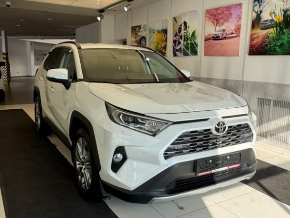 Toyota RAV4 V (XA50) с пробегом 2021 года, цена 3 900 000 рублей, 60682 км, внедорожник, Автокод Объявления