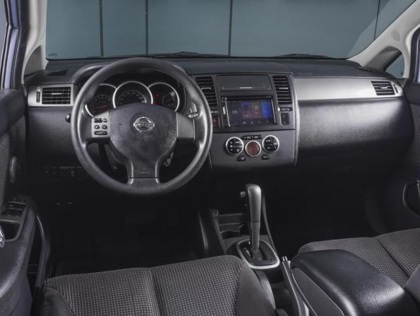 Nissan Tiida I Рестайлинг с пробегом 2012 года, цена 919 000 рублей, 227303 км, хэтчбек, Автокод Объявления