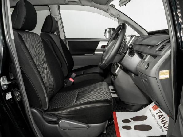 Toyota Noah II (R70) с пробегом 2007 года, цена 1 350 500 рублей, 199385 км, минивэн, Автокод Объявления