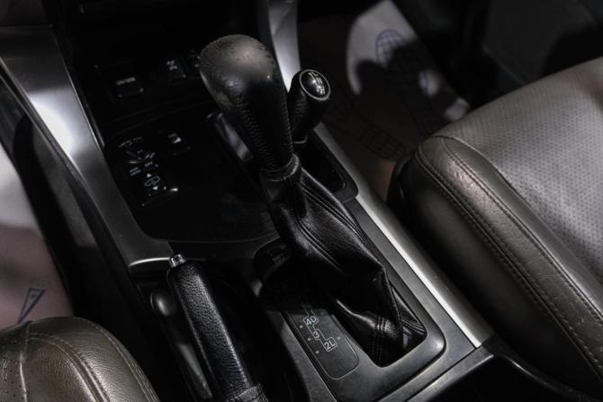 Toyota Land Cruiser Prado 120 Series с пробегом 2008 года, цена 2 819 000 рублей, 270000 км, внедорожник, Автокод Объявления