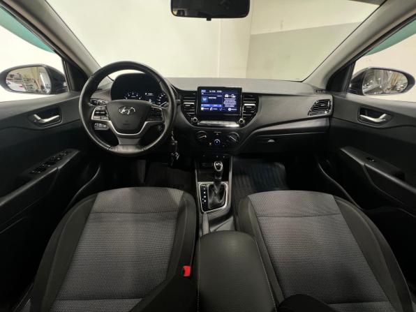Hyundai Solaris II Рестайлинг с пробегом 2021 года, цена 1 590 000 рублей, 77433 км, седан, Автокод Объявления