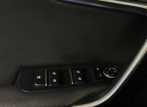 Kia Ceed III с пробегом 2019 года, цена 1 565 000 рублей, 136210 км, универсал, Автокод Объявления