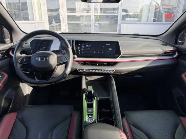 Geely Coolray I Рестайлинг с пробегом 2024 года, цена 2 260 000 рублей, 19996 км, внедорожник, Автокод Объявления