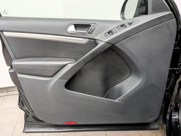 Volkswagen Tiguan I Рестайлинг с пробегом 2012 года, цена 1 599 000 рублей, 96463 км, внедорожник, Автокод Объявления