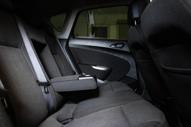 Opel Astra J с пробегом 2011 года, цена 699 000 рублей, 165659 км, хэтчбек, Автокод Объявления