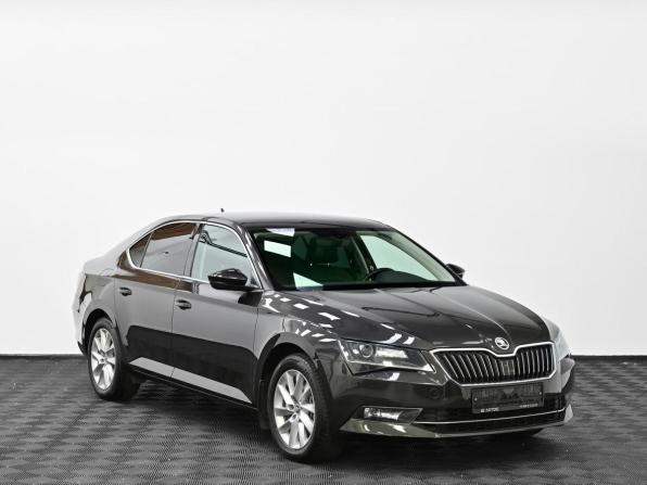 Skoda Superb III с пробегом 2016 года, цена 1 549 000 рублей, 127000 км, лифтбек, Автокод Объявления