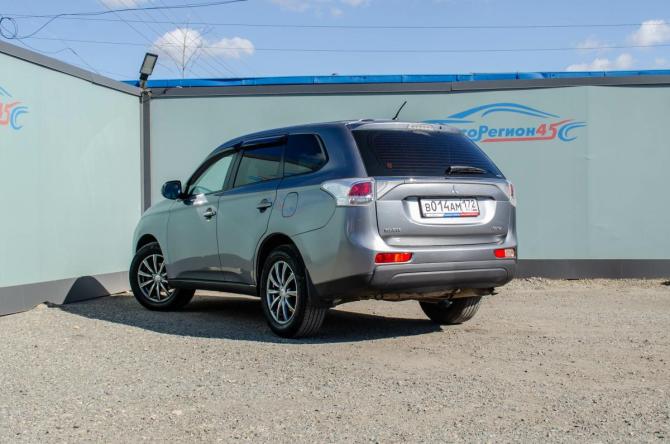 Mitsubishi Outlander III с пробегом 2013 года, цена 1 299 000 рублей, 182000 км, внедорожник, Автокод Объявления