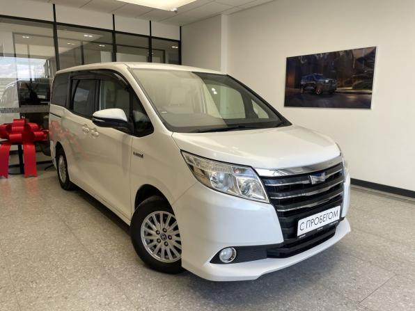 Toyota Noah III (R80) с пробегом 2014 года, цена 1 580 000 рублей, 172000 км, минивэн, Автокод Объявления