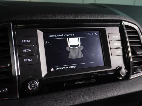 Skoda Karoq I с пробегом 2022 года, цена 2 380 000 рублей, 39039 км, внедорожник, Автокод Объявления