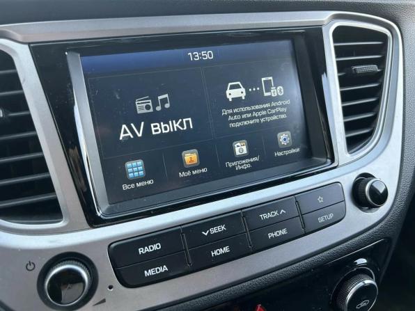Hyundai Solaris II с пробегом 2019 года, цена 1 346 200 рублей, 151805 км, седан, Автокод Объявления