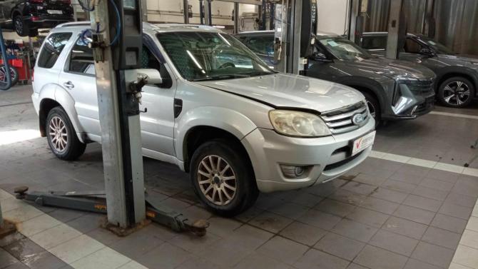 Ford Escape II с пробегом 2008 года, цена 390 001 рубль, 379064 км, внедорожник, Автокод Объявления