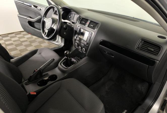 Volkswagen Jetta VI с пробегом 2013 года, цена 970 000 рублей, 102176 км, седан, Автокод Объявления