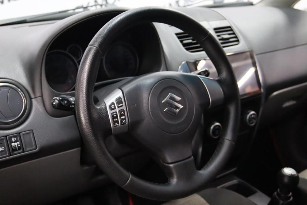 Suzuki SX4 I (Classic) Рестайлинг Сургут  - изображение 15