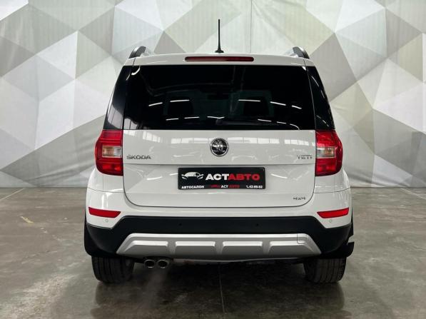 Skoda Yeti I Рестайлинг с пробегом 2017 года, цена 1 790 000 рублей, 74530 км, внедорожник, Автокод Объявления