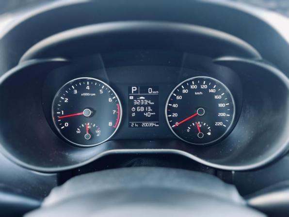 Kia Rio IV с пробегом 2018 года, цена 940 000 рублей, 200000 км, седан, Автокод Объявления