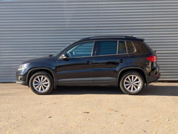 Volkswagen Tiguan I Рестайлинг с пробегом 2016 года, цена 2 250 000 рублей, 39114 км, внедорожник, Автокод Объявления