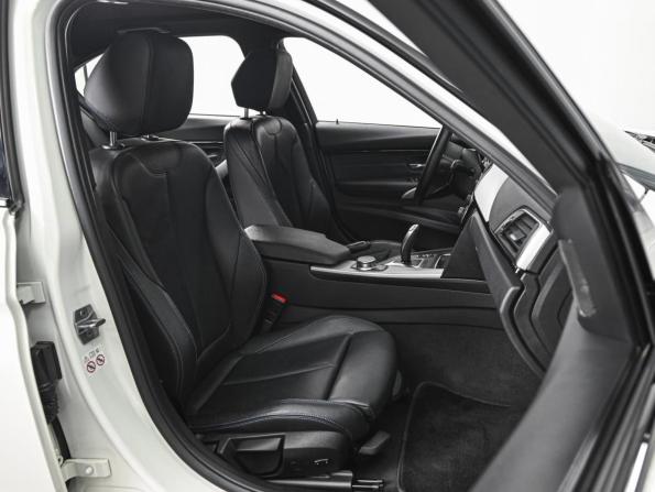 BMW 3 серии VI (F3x) Рестайлинг с пробегом 2018 года, цена 3 068 950 рублей, 81180 км, седан, Автокод Объявления