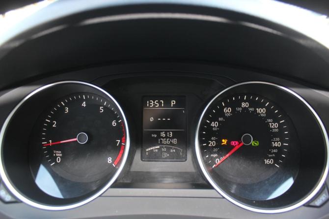 Volkswagen Jetta VI Рестайлинг с пробегом 2016 года, цена 897 000 рублей, 176647 км, седан, Автокод Объявления