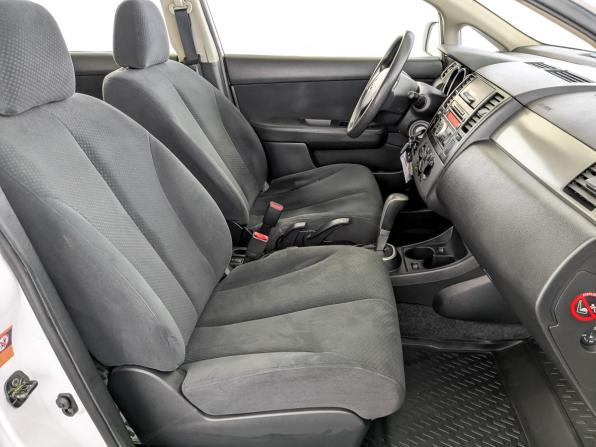 Nissan Tiida I Рестайлинг с пробегом 2013 года, цена 975 000 рублей, 85346 км, хэтчбек, Автокод Объявления