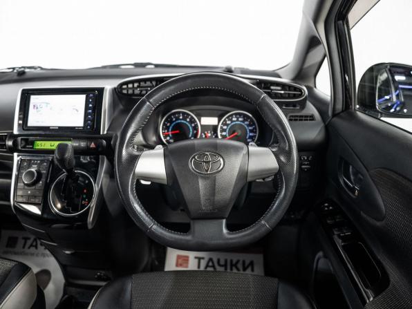 Toyota Wish II с пробегом 2011 года, цена 1 200 000 рублей, 209359 км, минивэн, Автокод Объявления