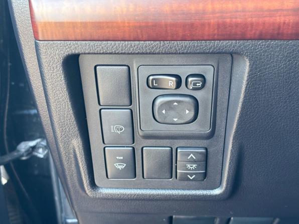 Toyota Land Cruiser Prado 150 Series Рестайлинг 1 с пробегом 2015 года, цена 3 900 000 рублей, 177285 км, внедорожник, Автокод Объявления