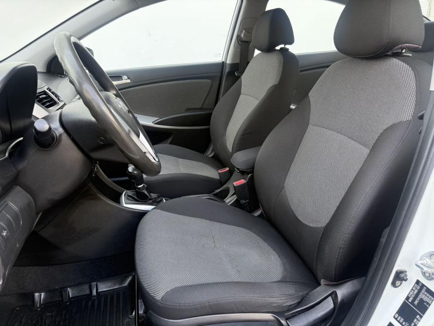 Hyundai Solaris I Москва  - изображение 10